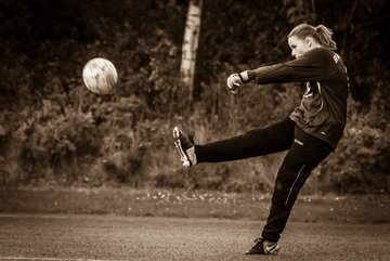 Bild 4230 - B-Juniorinnen SV Henstedt Ulzburg - FSC Kaltenkirchen : Ergebnis: 2:2